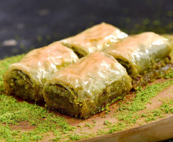 Fıstıklı Özel (4 Dilim)